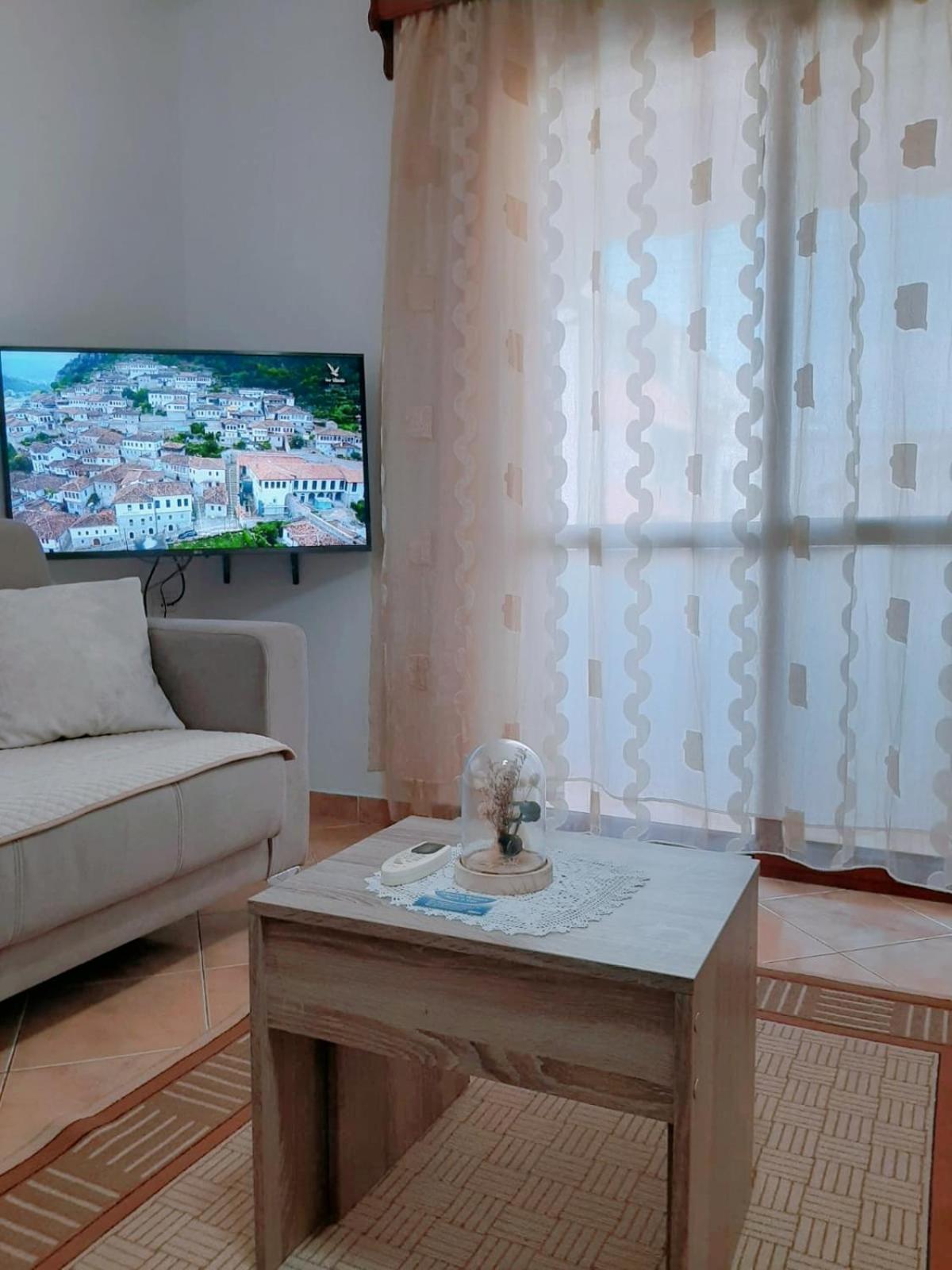 Vangert Apartment Berat Exterior foto